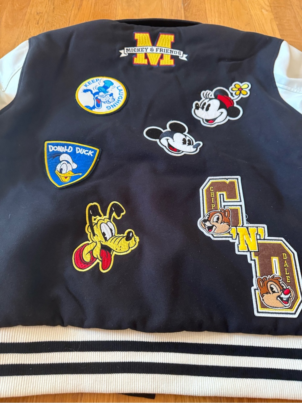Disney Mickey Varsity Jacket (Unisex) - Picture 4 of 8